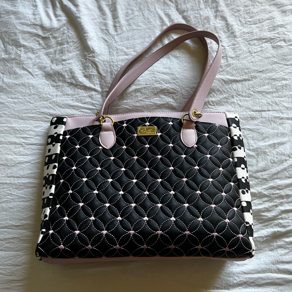 Betsy Johnson Quilted Tote Bag Black/Pink